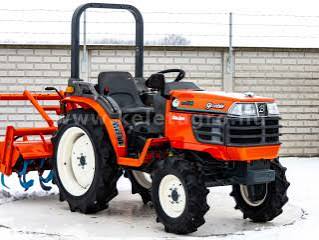 Kubota GB20 Tractor