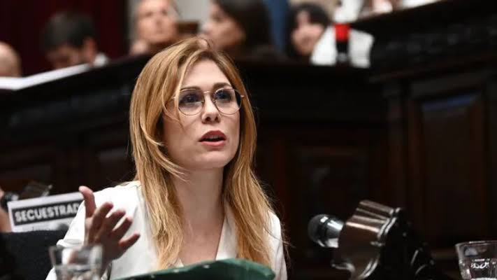 Lilia Lemoine pidió la expulsión de Lourdes Arrieta del Congreso