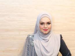 سيتي نورهاليزا بنت تارودين ; Mengintip Rumah Siti Nurhaliza Mewah Bak Istana Sultan Bisnis Liputan6 Com