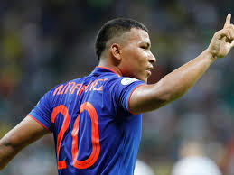 A través del director deportivo del bologna, walter sabatini pretenden negociar el préstamo. El Gol De Roger Martinez En Colombia Vs Argentina Que Es Identico A Uno Del Pasado Copa America Brasil 2019 Futbolred