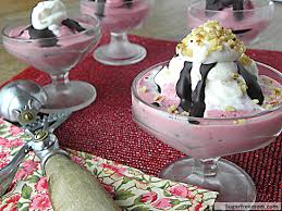 The days of buying just any treat from the ice cream man might be over, but there are plenty of frozen treats that diabetics can safely eat. Light Berry Frozen Yogurt No Sugar Added Diabetic Friendly