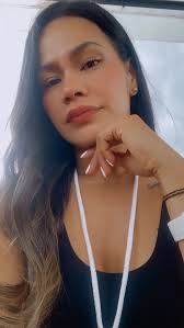 Observa al que piensa.🤔😉