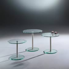 Die Beistelltische Der Serie Rondo Vereinen Form Und Funktion Die Zeitlose Klassisch Moderne Form In Der Edle In 2020 Beistelltisch Glas Beistelltische Beistelltisch