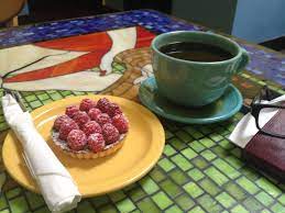 Eagle rock has such cute décor! A Change Of Venue The Coffee Table At Eagle Rock Jojo Kahanding S Blog