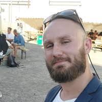 Dennis Hagstrom's Instagram, Twitter & Facebook