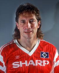 Happy birthday to our former coach Frank Pagelsdorf, who celebrates his  67th birthday today. 🎈