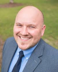 Chelsea Pike's Instagram, Twitter & Facebook