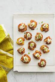 These thanksgiving appetizers are the perfect light bites to tide you over until it's time for the holiday feast. Quick And Easy Appetizers That Make Entertaining A Breeze Martha Stewart
