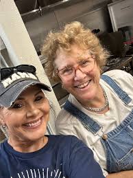 This week has been amazing and productive, I was able to make another trip  to Seasons of Change and they loaded up the trailer with all sorts of  useful items. Thanks, Brian,