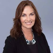 Darlene Fox's Instagram, Twitter & Facebook