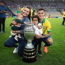 No son buenos días para neymar. Philippe Coutinho Family With Copa Neymar Jr Fans Nepal Facebook