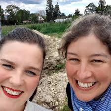 Week-end retrouvailles 💙 Super week-end avec @laura_todd_4116 et Benoit 💕  Le plaisir de se retrouver et de pouvoir à nouveau partager de beaux  moments ! #jeromeetlucile #adp15 #weekend #retrouvailles #lyon #seretrouver  #profiter #