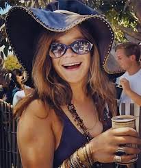 Good Morning From The Beautiful Renee Katches ☀️😊❤️🌷🌸🌼