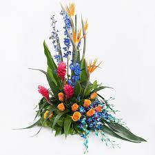 Learn about different types of orange flowers, see beautiful photos and get some gardening tips at flowerglossary.com. Celebration Of Life Toronto Funeral Flowers Ital Florist