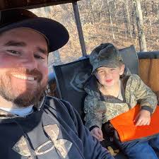 Is there a right and wrong way to store a Gallagher solar powered charger  when not in use? Does the battery need “drained” or anything?