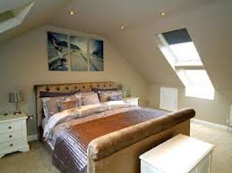 Sebelum membahas lebih jauh tentang desain kamar tidur loteng, ada baiknya jika memahami terlebih dahulu pengertian dari loteng dan mezzanine. Cara Mengubah Loteng Menjadi Kamar Tidur Arafuru