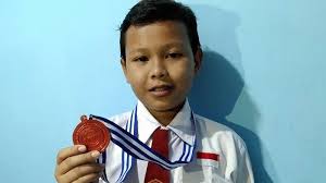 Jika uang beny adalah rp. Kerjakan Soal Di Warung Pelajar Sd Di Singkil Raih Emas Olimpiade Sains Nasional Serambi Indonesia