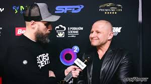 Życie pod zastaw skończył szkołę aktorską! Jacek Muranski O Popku Judasz Postac Falszywa Sprzedal By Wlasna Corke Fame Mma 9 Youtube