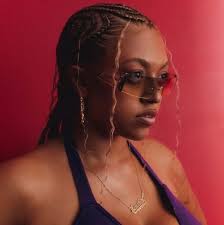 Kaitlyn Aurelia Smith To Curate New Compilation 'Breathing Instruments'