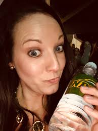 Jeanine Larson (@JeanineMLarson)