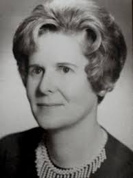 Frances Archibald's Instagram, Twitter & Facebook