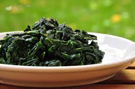 Le frittatine con cavolo nero sono un gustoso finger food vegetariano realizzato all'interno di uno stampo da muffin, facile e veloce da preparare! Ricetta Cavolo Nero Bollito Le Ricette Dello Spicchio D Aglio