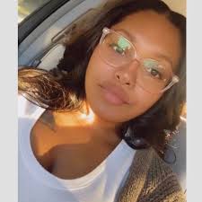 Are there any local places that offer kids eat free or discounted meals?