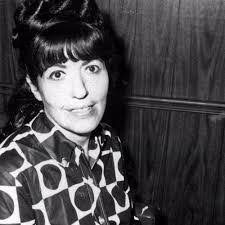 Edith Joyce's Instagram, Twitter & Facebook