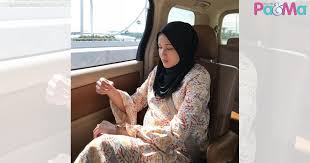 Tapi untuk memastikannya ibu perlu. Trimester Kedua Hanis Zalikha Masih Loya Teruk Muntah Muntah Netizen Teka Mungkin Baby Girl Pa Ma