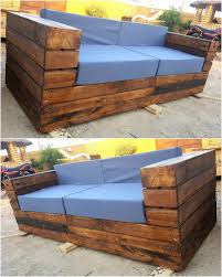 Maybe you would like to learn more about one of these? Rustic Creations Out Of Used Wood Pallets Rustic Home Decor And Design Ideas Pallet Furniture Couch Wooden Pallet Furniture Pallet Furniture Outdoor