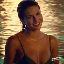 Simmone Jade Mackinnon - Free pics, galleries & more at Babepedia