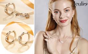 Amazon.com: Jeulia Aretes de aro pequeños de plata de ley 925, corte  redondo, diamantes blancos, aretes hipoalergénicos para mujer, regalo de  San Valentín, cumpleaños, festival, Plata 926, Piedra Jeulia : Ropa, Zapatos
