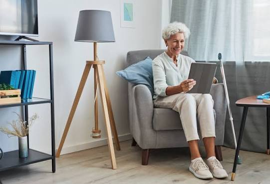 The Future of Assisted Living: Top 9 Emerging Technologies and Trends