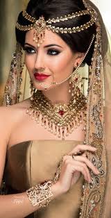 Indian Bride Laya Bridal Jewellery Indian Bridal Jewellery Inspiration Asian Bridal