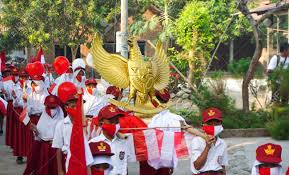 Indonesia's most volatile volcano erupted friday, releasing plumes of ash high into the air and. 9 August 2020 Yogyakarta Indonesia Indonesian Student Carnaval For Indonesia Independence Day Garuda Bird And Flag Properties Stock Photo Picture And Royalty Free Image Image 154180682