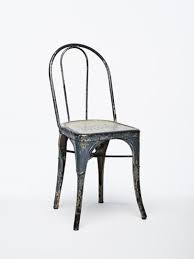 Chaise tolix xavier pauchard acier de couleur rouge version des années 50 /60 en bon etat, elles possedent toutes leurs tampons caoutchouc chaise ancienne multiples deco meuble industriel 1950. Tolix Steel Design Furniture Made In France