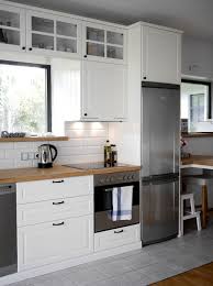 Kuchnia Krzeselka I Lodowka House Design Kitchen Kitchen Design Kitchen