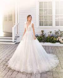 Nicht selten findet eine standesamtliche trauung eher im kleinen rahmen, vor der eigentlichen großen kirchlichen hochzeit, statt. Brautkleid Hochzeitskleid Peine Hochzeitsblume Romantisches Spitzenkleid A Linie Princess Spitzenkleid V Ausschnitt Hochzeitsblume