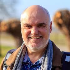 Trots dat 'onze' Recargie Perez het Albeda, en Rotterdam Zuid, gaat  vertegenwoordigen voor de titel beste student Ondernemer Retail van  Nederland tijdens de MBO Skills Heroes wedstrijden in…