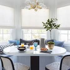 A bay window is the perfect place for arranging your dining area and this is especially popular in modern homes with open floor plan design. Unique Bay Window Decor Ideas For Your Modern Home