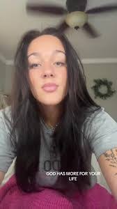 Eva Todd's Instagram, Twitter & Facebook