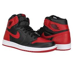 Air Jordan 1 Retro High Og White Black Varsity Red Nike Air Jordan 1 Retro High Og Black Varsity Red White Men S Basketball Shoes 555088 001 Size 10 5 Air Jordans Jordan 1 Retro High Nike Men