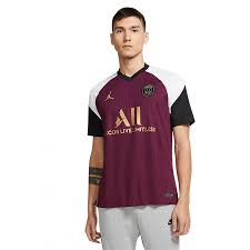 La equipación ya se puede comprar en las tiendas oficiales. Tercera Camiseta Psg 2020 21