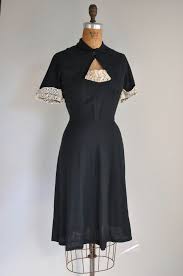 R E S E R V E D Vintage 1940s 40s Dress By Simplicityisbliss 40s Dress 1940s Fashion 1940s Outfits
