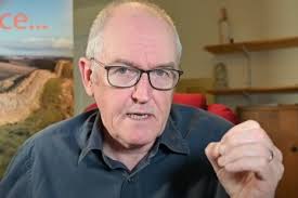 TV's The Scheme to throw Coronation bash 11 years after monarch visited  gritty estate