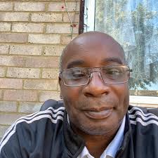 Happy Birthday Steve Luxton (9 Apr)  https://www.facebook.com/photo/?fbid=173951112629206&set=a.173950049295979