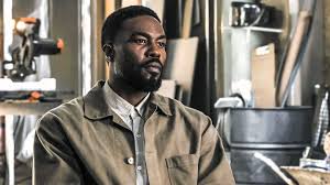 MAN OF FIRE : explication de la fin de la série Netflix. Qu'arrive-t-il à Creasy ?