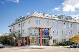 Xo hotels city centre does not have its own parking garage, but at the end of the street where the hotel is located there is a public park house; Tulip Inn Stuttgart Sindelfingen City Hotel 3 Star