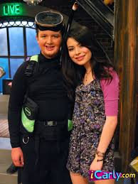 When noah munck age was about ten, his acting career took a quick start. Gibby Gibson Icarly Wiki Fandom