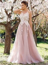 2019 En Iyi Nisanlik Modelleri Nisanlik Abiye Modelleri 2019 Moda Model Uzun Mezuniyet Elbisesi Uzun Mezuniyet Balosu Elbiseleri The Dress